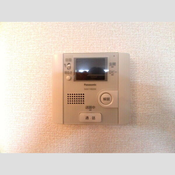 ルミエール　B テレビ付インターホン