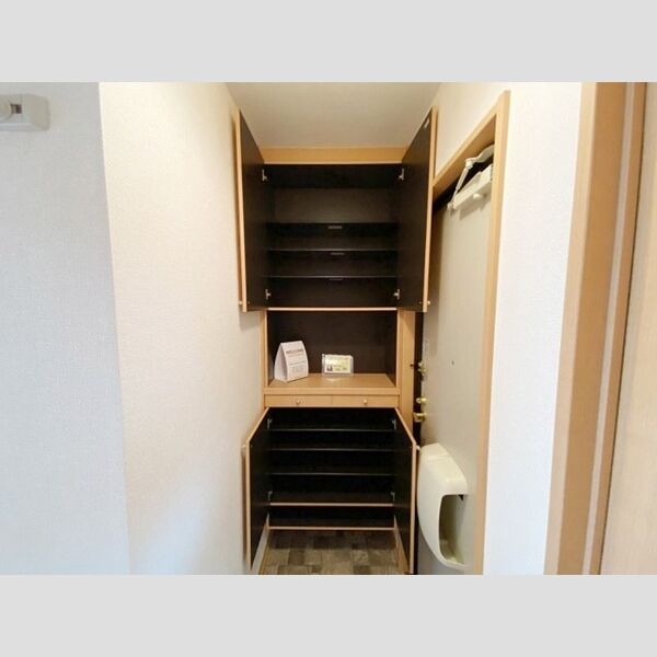 エスポワール　D シューズボックス