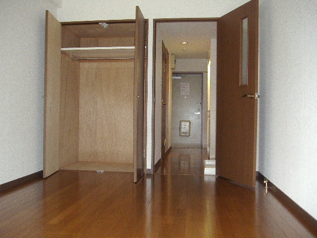 ロッソ・パステロ 収納