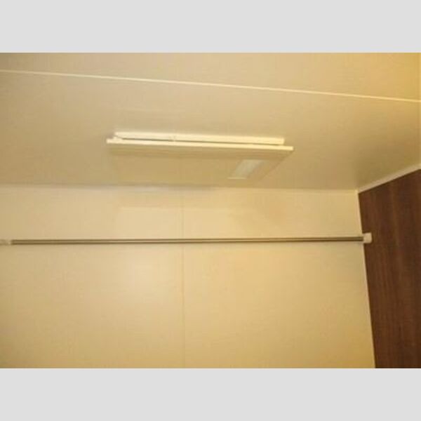 フォレストウッド　A棟205号室 浴室換気乾燥機