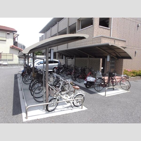 ヴェルドミール　Ⅱ303号室 駐輪場