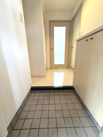アーバンハイツ平塚203号室 玄関