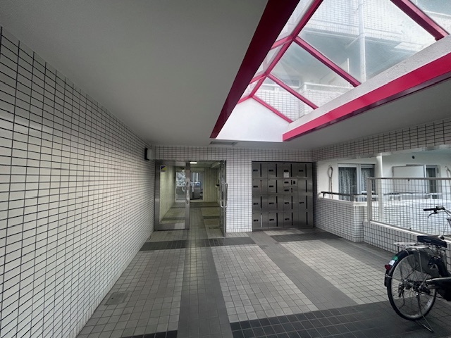 ウインベルソロ大泉学園 エントランス