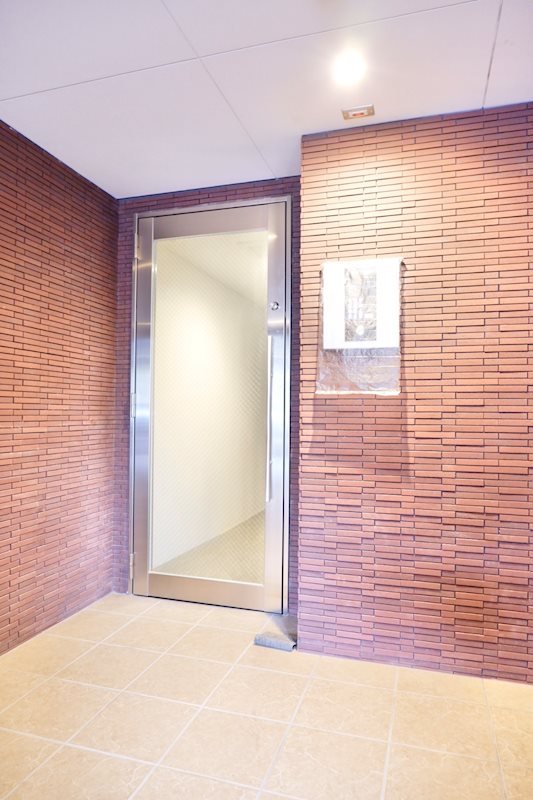 ロイヤルヒルズ成増 エントランス