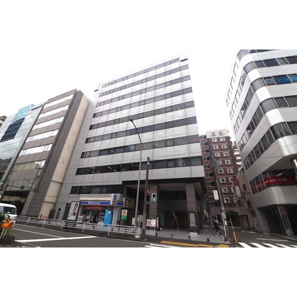 YTUビルの外観画像