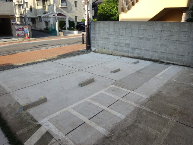 ラ・カンパネラ(E-172) 駐車場