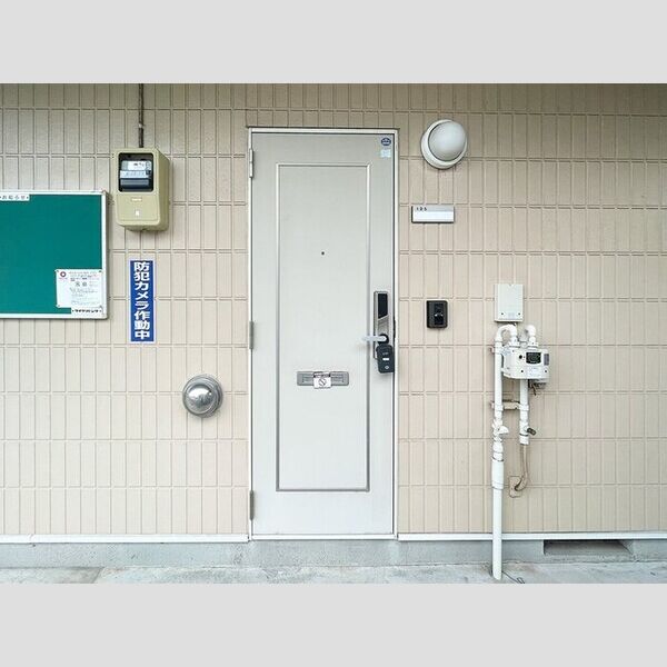 パセオおゆみ野105号室 玄関ドア