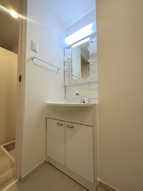 ヴィラ磯子3階 洗面