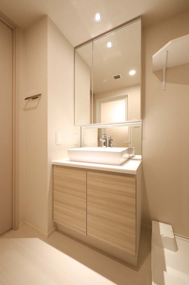 PREMIUM CUBE 大森 TROIS1階 内観