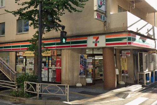 新穎マンション401号室 【コンビニエンスストア】セブンイレブン 板橋仲宿店まで321ｍ