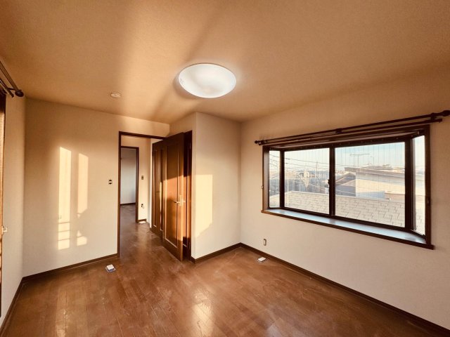 越谷市弥十郎戸建て 居室