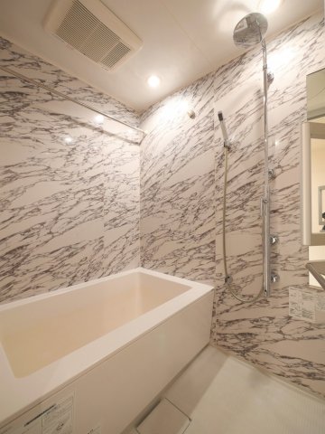 Feeth水天宮前 内観