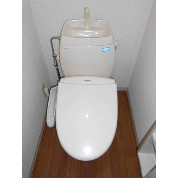 グランソレイユ0202号室 トイレ