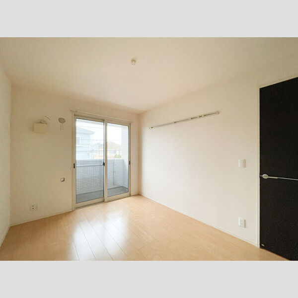 メゾンヴィーニュ102号室 洋室