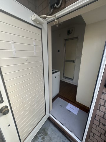 山手グリーンハウス2号館 玄関