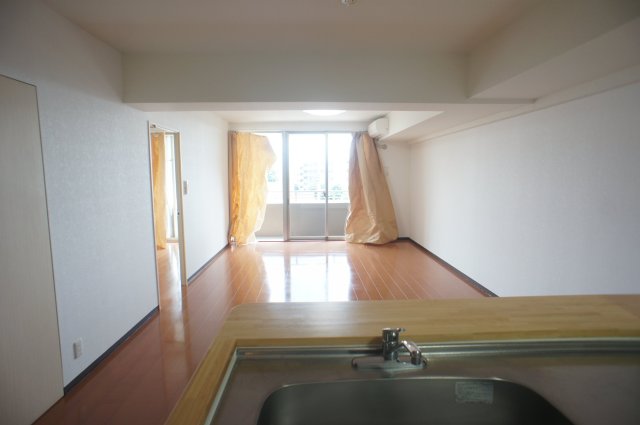 ＫＡＮＥＮＡＲＩ和光 おしゃれな居間です