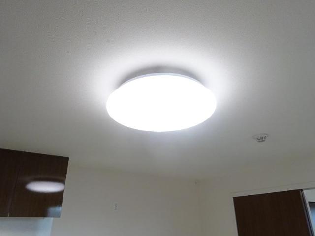 ハイツ・エトランゼ 照明