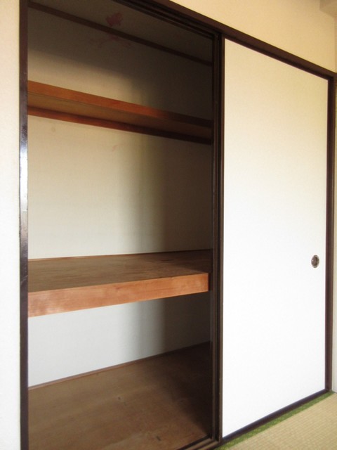 グランデール緑園4階 和室　※別号室の参考写真(現況優先・仕様違いの場合あり)