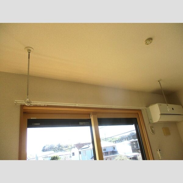 エスペランサ205号室 室内物干し