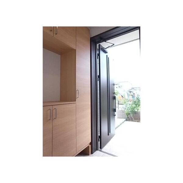 玉堤2丁目戸建 玄関