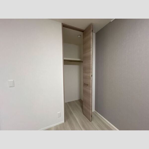 セレスティア加賀101号室 101号室　収納