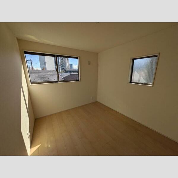 マイホームネクスト川崎戸手Ⅱ　10号棟 リビング