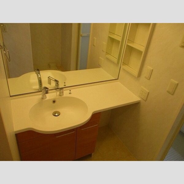 コモド 洗髪洗面化粧台