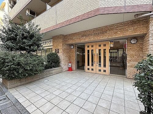 センチュリー巣鴨 エントランス外観　※前回募集時2023年11月撮影