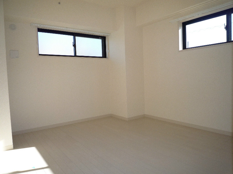 ルシェリオ4階 寝室