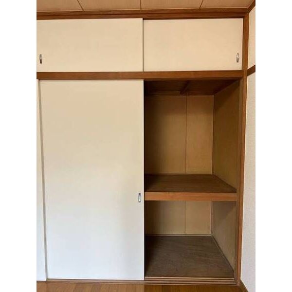 サンハイツ 収納