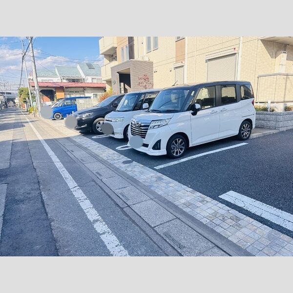 グリーンガーデン 駐車場