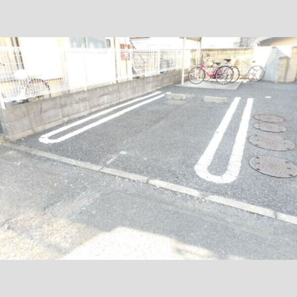 サンライズⅣ 駐車場(要空き確認)