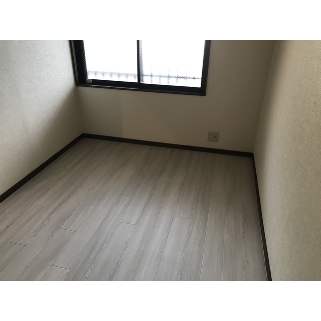 モンメール大磯208号室 内観