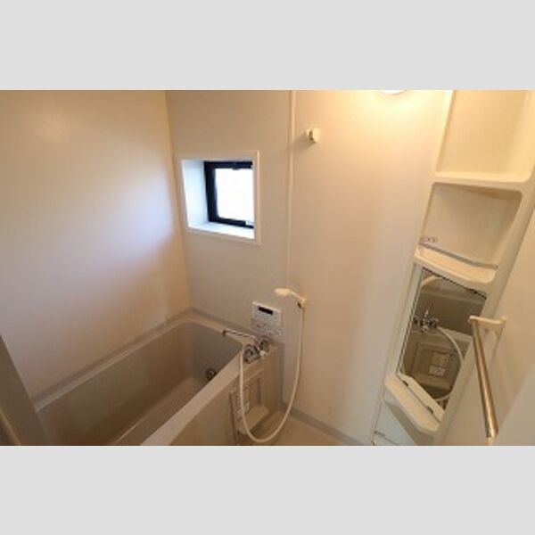 ベイコート303号室 浴室