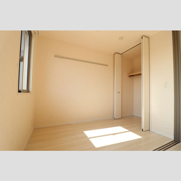 メゾン プレール302号室 洋室