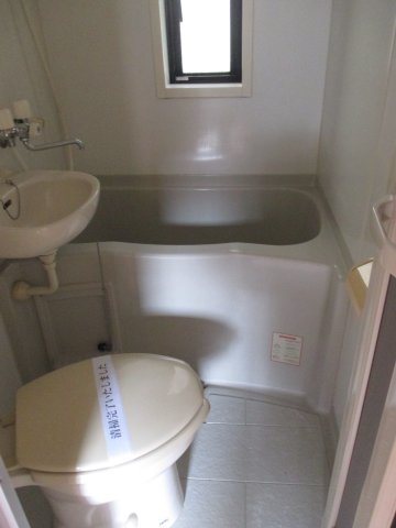 湘南テラスⅡ ファミリーマート鵠沼海岸店