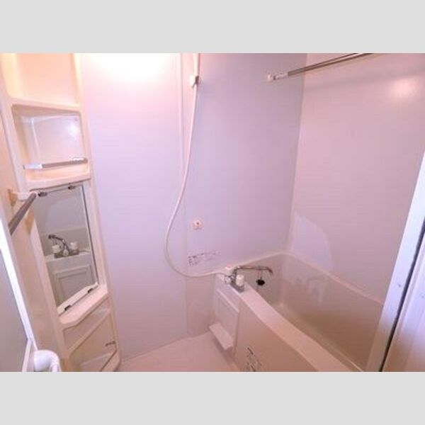 グランドソレーユ　　A棟201号室 ユニットバス