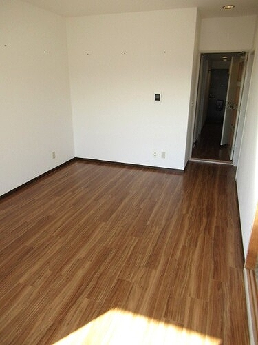 ビューハイツ高山6階 リビングダイニング　※2021年12月撮影