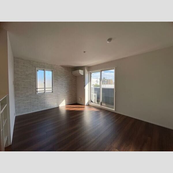 メゾンボヌール リビング・ダイニング