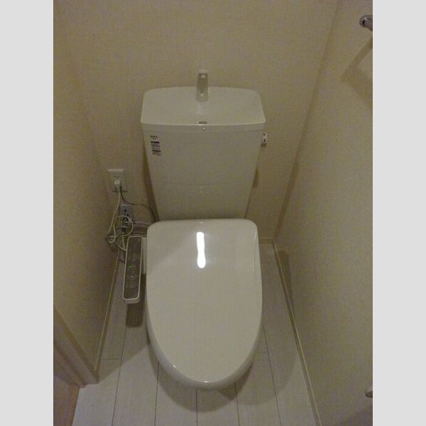 Clover　field 温水洗浄暖房便座トイレ