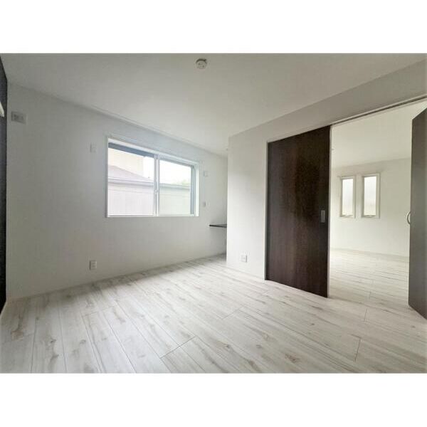 グランシャリオ102号室 リビング