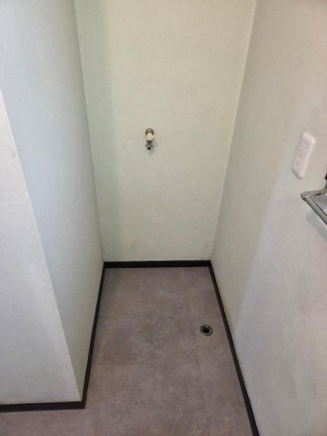 習志野1丁目13戸建 3SLDK 洗濯機置場