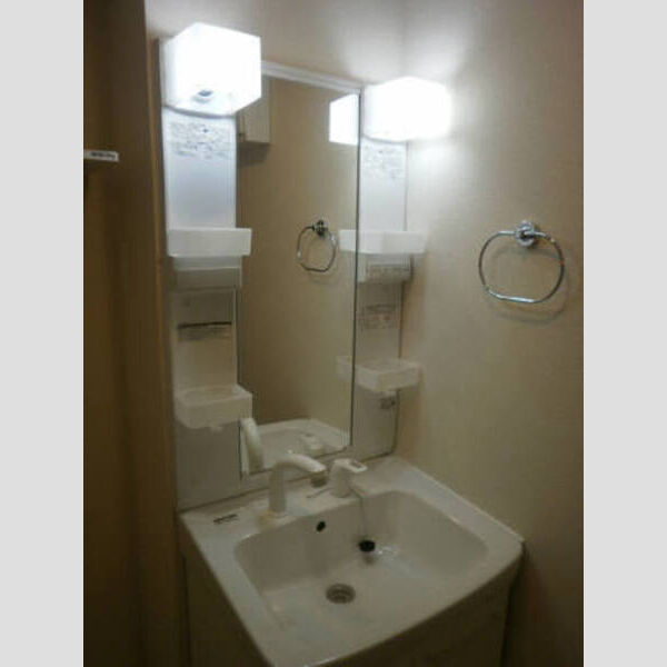 ロイヤルメゾン久喜 洗髪洗面化粧台