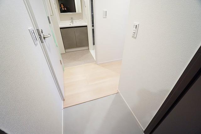 nido MOTOHASUNUMA3階 玄関