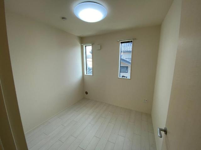 ティーズ　シャルパンティエ 洋室