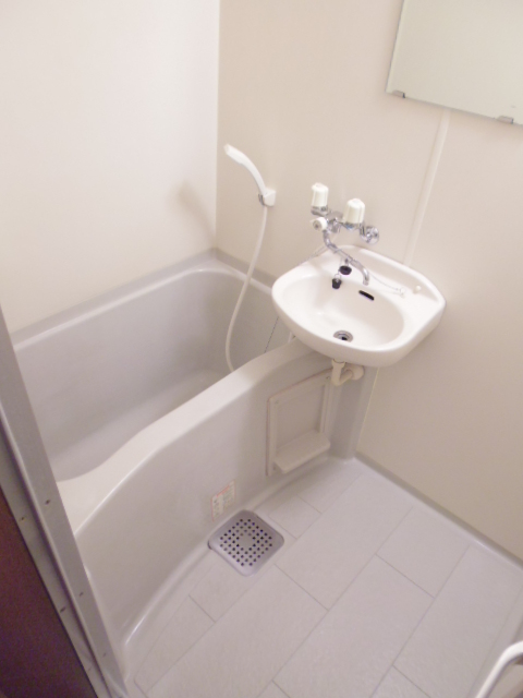 パラシオン田中0203号室 バス