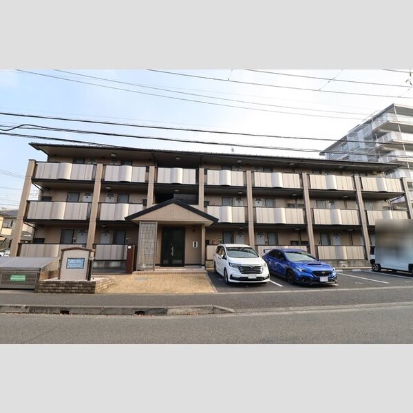 グランドパレス302号室 外観