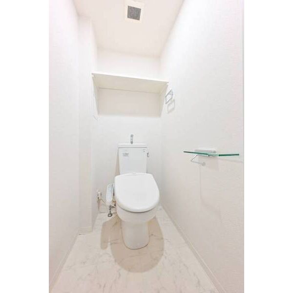 プレスタイル横濱SOUTH0102号室 トイレ
