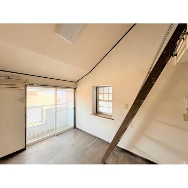 山口コーポラス リビング