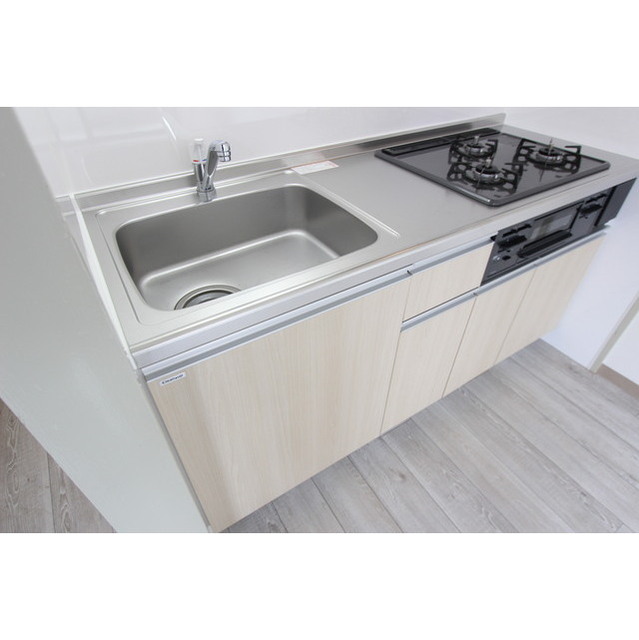 メゾンサモワール402号室 キッチン